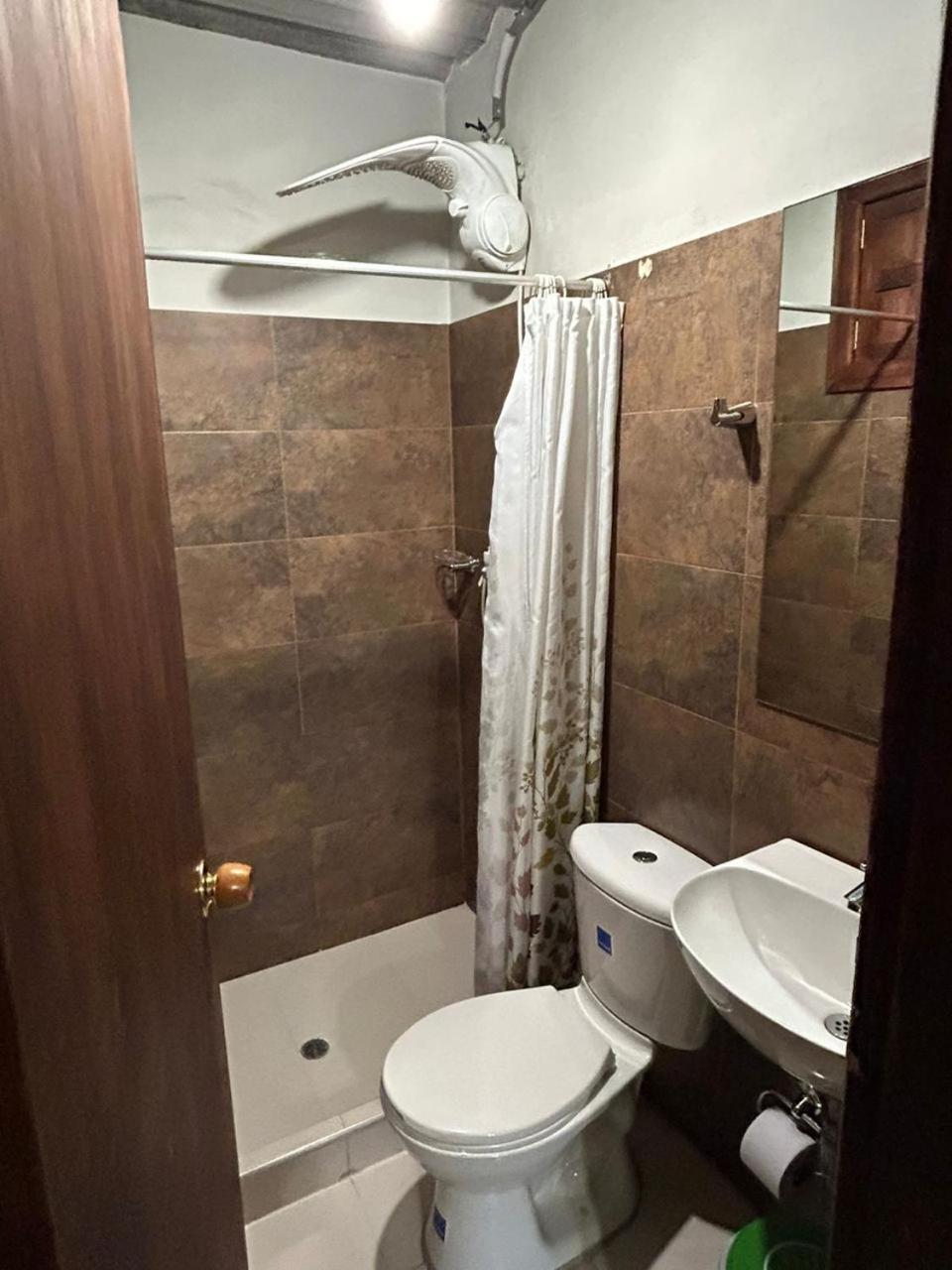 Hostal Casa Astromelia Bogotá Dış mekan fotoğraf