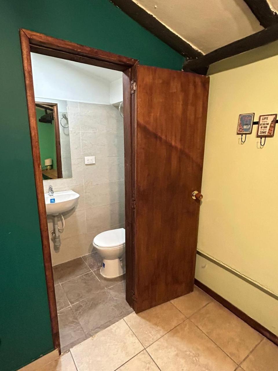 Hostal Casa Astromelia Bogotá Dış mekan fotoğraf